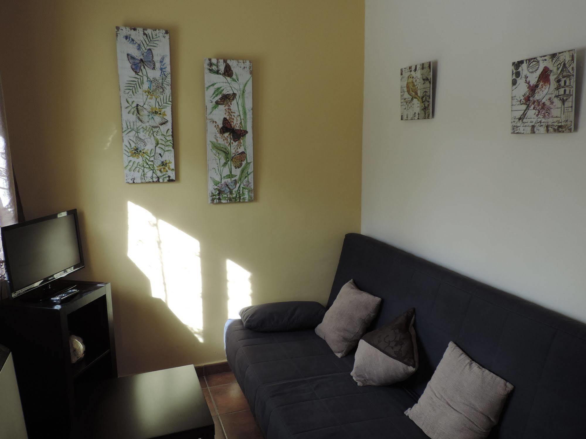 בית הארחה גרגנטיה דל לוסויה 	Las Casitas De La Poza מראה חיצוני תמונה